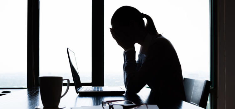 Two people discussing care plans and resources