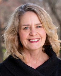Lynda Benton