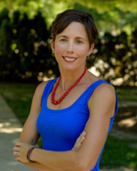 headshot of libby richards