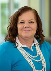 headshot of Tami Rogers