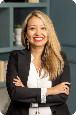 headshot of Adriana Nava